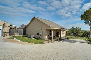 New Braunfels Home w/ Pool 2 Mi to Guadalupe River