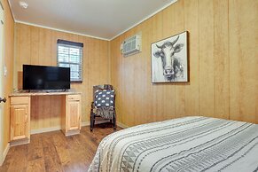 New Braunfels Home w/ Pool 2 Mi to Guadalupe River