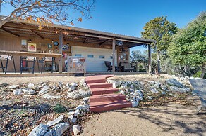 New Braunfels Home w/ Pool 2 Mi to Guadalupe River