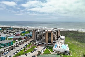 Port Aransas Vacation Rental w/ Pools - Near Beach