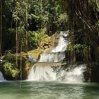 Seacret Studios - Cozy Jamaican Retreat Apts by RedAwning