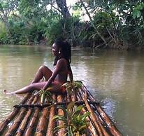 Seacret Studios - Cozy Jamaican Retreat Apts by RedAwning