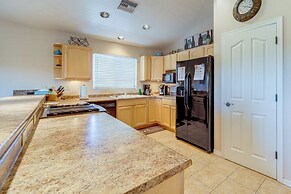 2 Mi to Lake: Apt w/ Balcony in Payson!