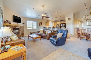 2 Mi to Lake: Apt w/ Balcony in Payson!