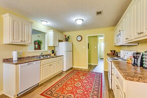 Suburban Conway Vacation Rental: 2 Mi to Uca!