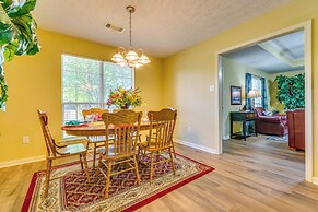 Suburban Conway Vacation Rental: 2 Mi to Uca!