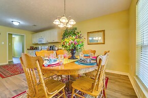 Suburban Conway Vacation Rental: 2 Mi to Uca!