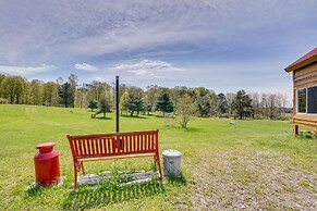 Cozy Upstate New York Getaway w/ Fire Pit!