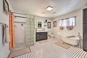 Boho Mountain Home Escape, Walk to Marina!