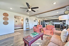 Boho Mountain Home Escape, Walk to Marina!