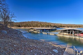 Boho Mountain Home Escape, Walk to Marina!