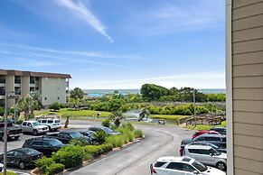 On-site Beach Access: Hilton Head Island Condo