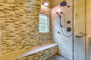 Lakefront Arkansas Abode - Deck, Grill & Fire Pit