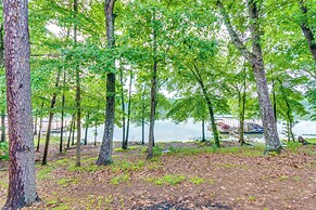 Lakefront Arkansas Abode - Deck, Grill & Fire Pit