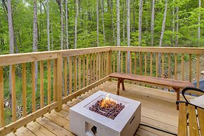 Furnished Deck & Fire Pit: Serene Marshall Cabin!