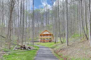Furnished Deck & Fire Pit: Serene Marshall Cabin!