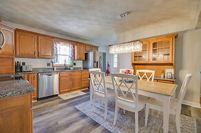 Deck & Grill: Convenient Home in Hummelstown