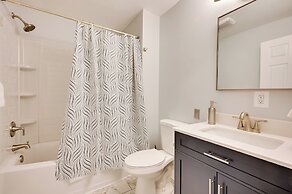 Deck & Grill: Convenient Home in Hummelstown