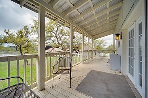 Vacation Rental in Kerrville: Pets Welcome!