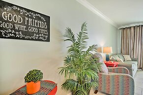 Gulf Shores Condo w/ Pool View: Walk to Beach!