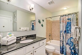 Gulf Shores Condo w/ Pool View: Walk to Beach!