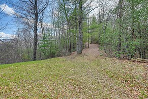 Smoky Mountain Cabin Rental: Game Room, Fire Pit!