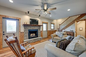 Smoky Mountain Cabin Rental: Game Room, Fire Pit!