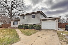 Portage Studio: 11 Miles to Indiana Dunes!