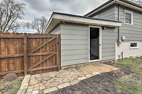 Portage Studio: 11 Miles to Indiana Dunes!