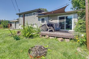 Portage Studio: 11 Miles to Indiana Dunes!
