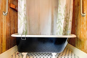 Victorian New Bern Vacation Rental In Downtown!