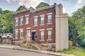 Pittsburgh Townhome: 1 Mi to Downtown