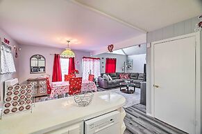 Tobyhanna Home Near Kalahari w/ Lake & Pool Access