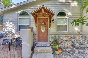 Near Red Rocks: Golden Getaway w/ Deck!