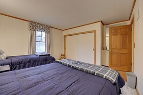 Cozy Hillsdale Home ~ 1 Mi to Baw Beese Lake!