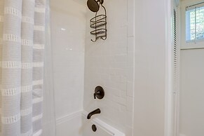 Waterfront Vacation Home on Logan Martin Lake!