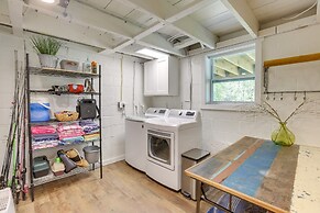 Waterfront Vacation Home on Logan Martin Lake!