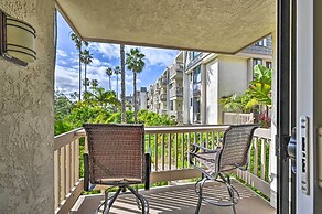 'deja Blue' Oceanside Condo on Beach w/ Pools!