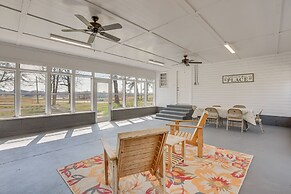 Charming Gadsden Home w/ Golf Course Views!