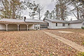 Charming Gadsden Home w/ Golf Course Views!