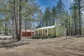 Pet-friendly Alpine Cabin w/ Gas Grill & Fireplace