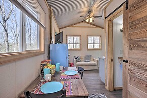 Cozy Studio Cabin in Tallassee w/ Water View!