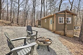 Cozy Studio Cabin in Tallassee w/ Water View!