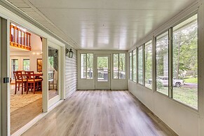 Cozy Lake Chatuge Getaway, Walk to Water!