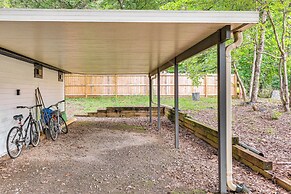 Cozy Lake Chatuge Getaway, Walk to Water!