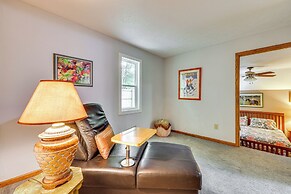 Cozy Lake Chatuge Getaway, Walk to Water!