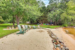 Cozy Lake Chatuge Getaway, Walk to Water!