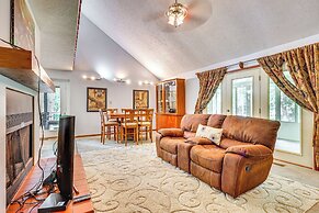 Cozy Lake Chatuge Getaway, Walk to Water!