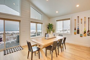 Pool Access & Lake Views: Modern Garden City Home