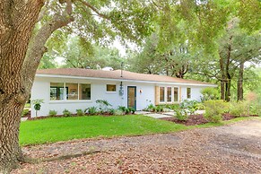 Chic Ocean Springs Vacation Rental Near Downtown!